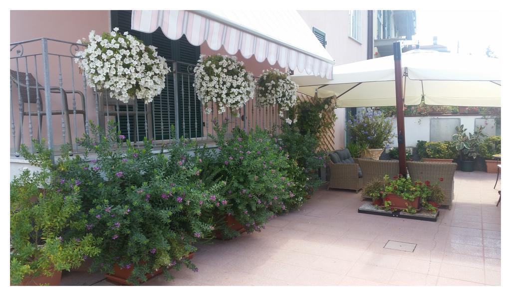 La Del Golfo Bed & Breakfast *